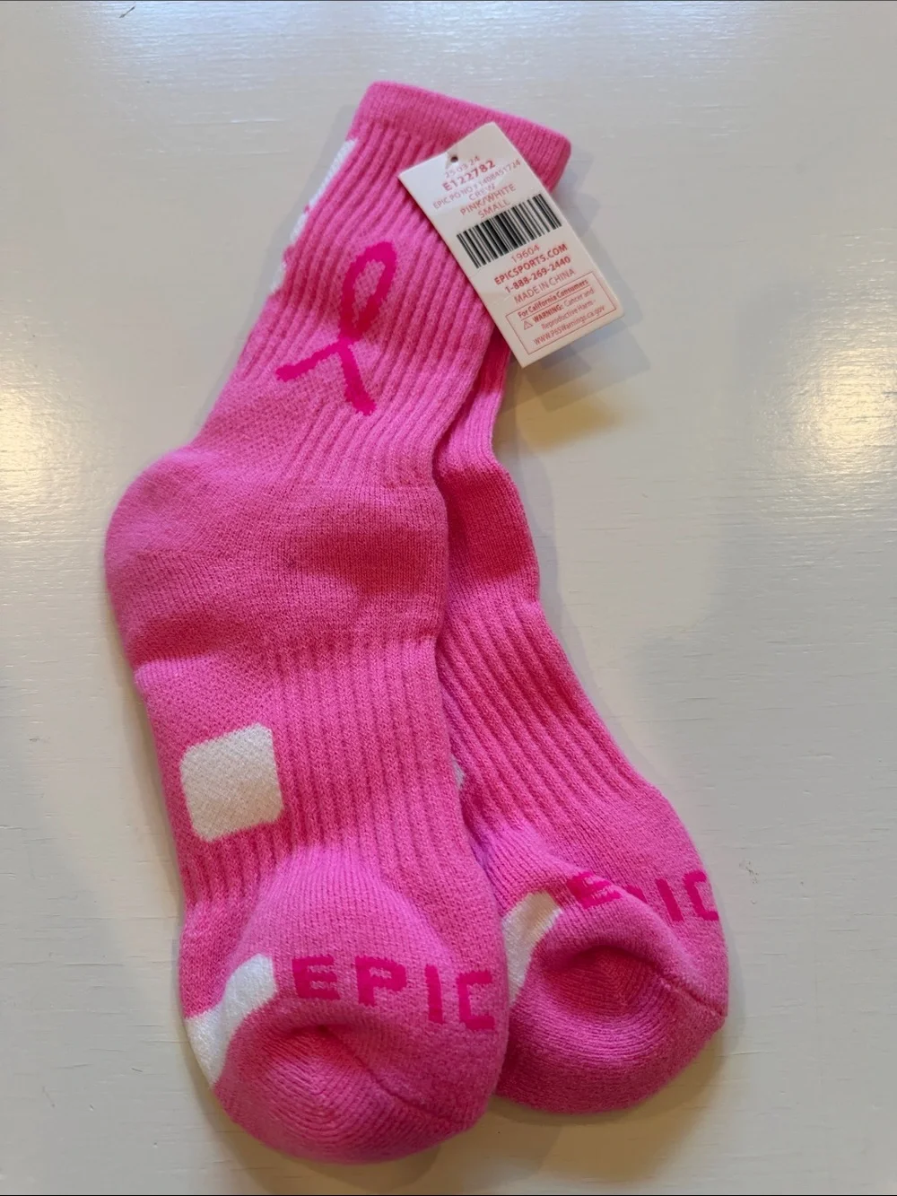 NWT Kids Pink Awareness Crew Socks with Ribbon Detail - size small